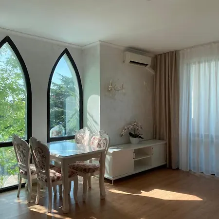 Babylon Apartment, Daire