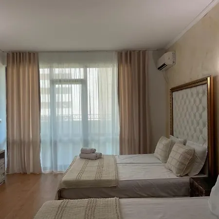 Babylon Apartment, * ساني بيتش